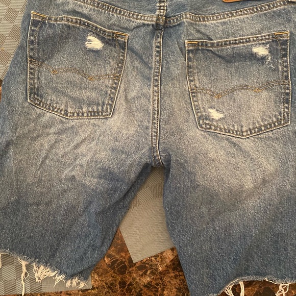 American eagle distressed shorts - Picture 2 of 3